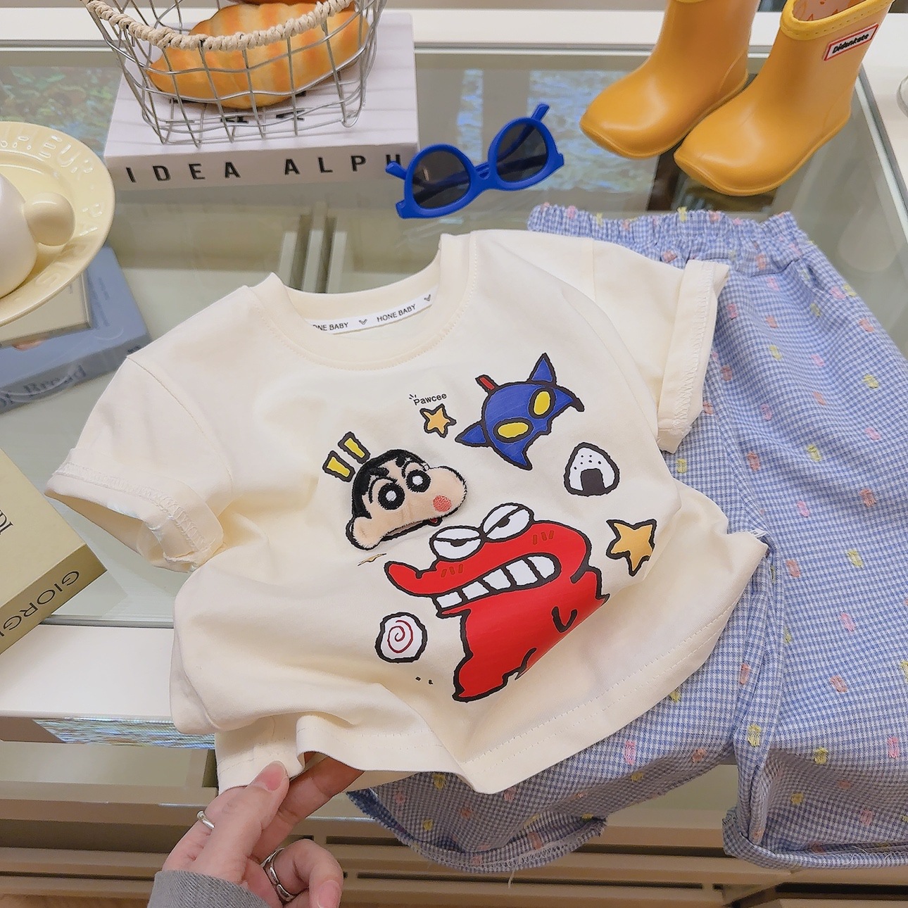Tシャツ立体人形～クレヨンしんちゃん 米アプリコット色