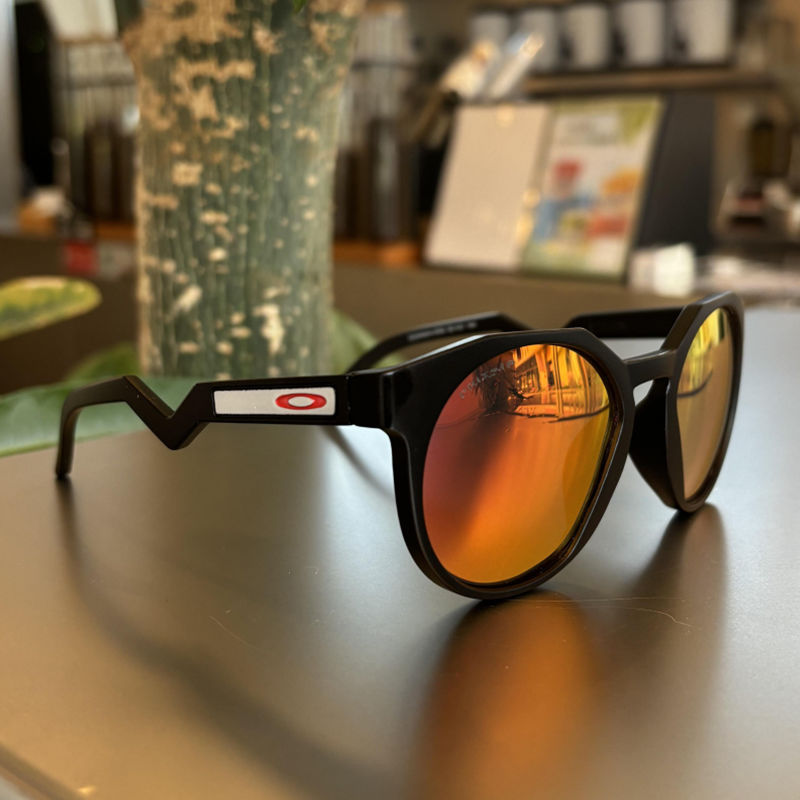 黒枠赤フィルム