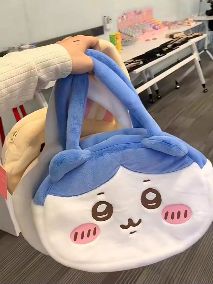 ブルー
