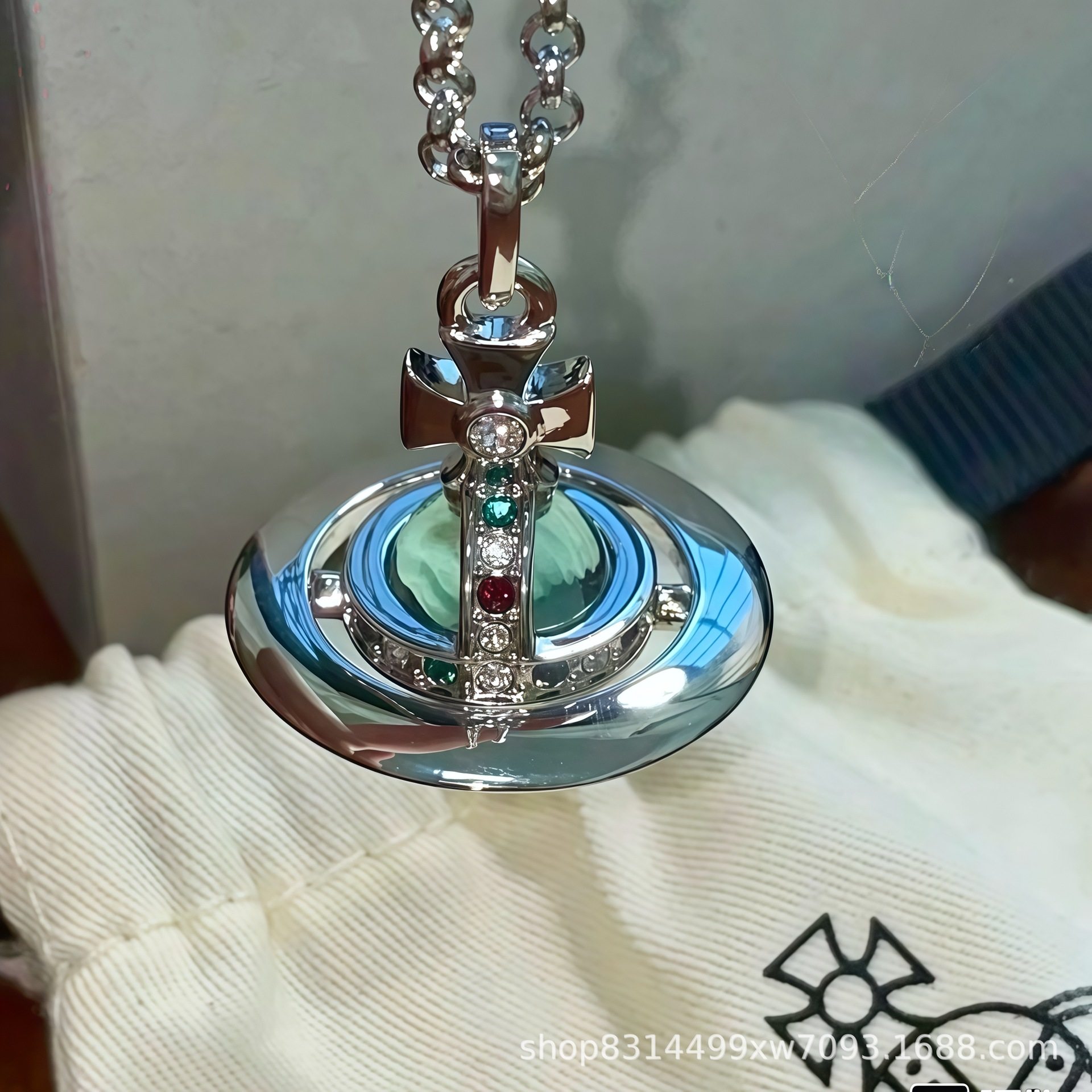 ミディアムミントグリーン