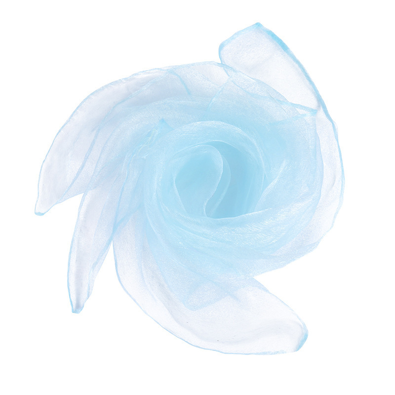 ライトスカイブルー