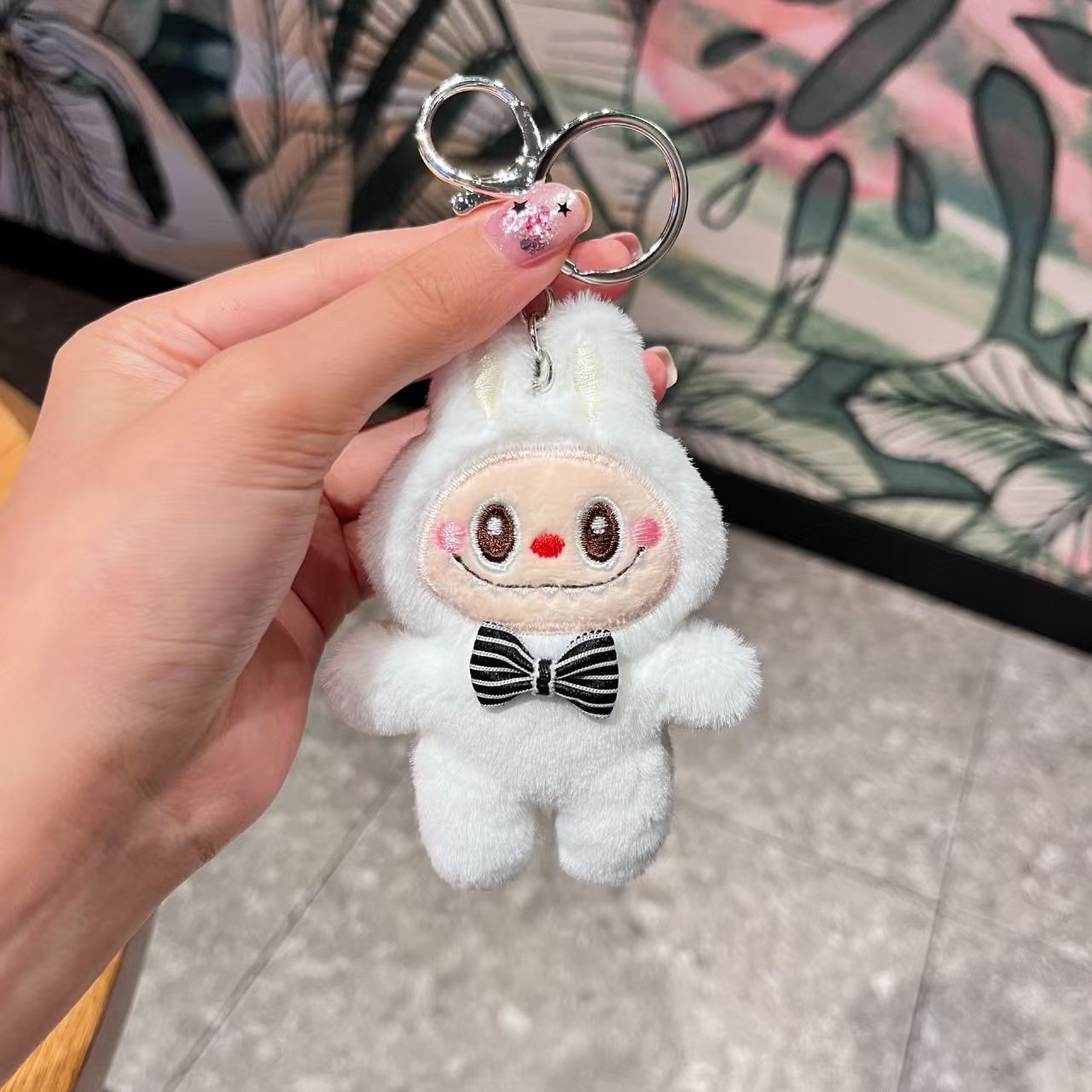 ラブブ ペンダント ホワイト