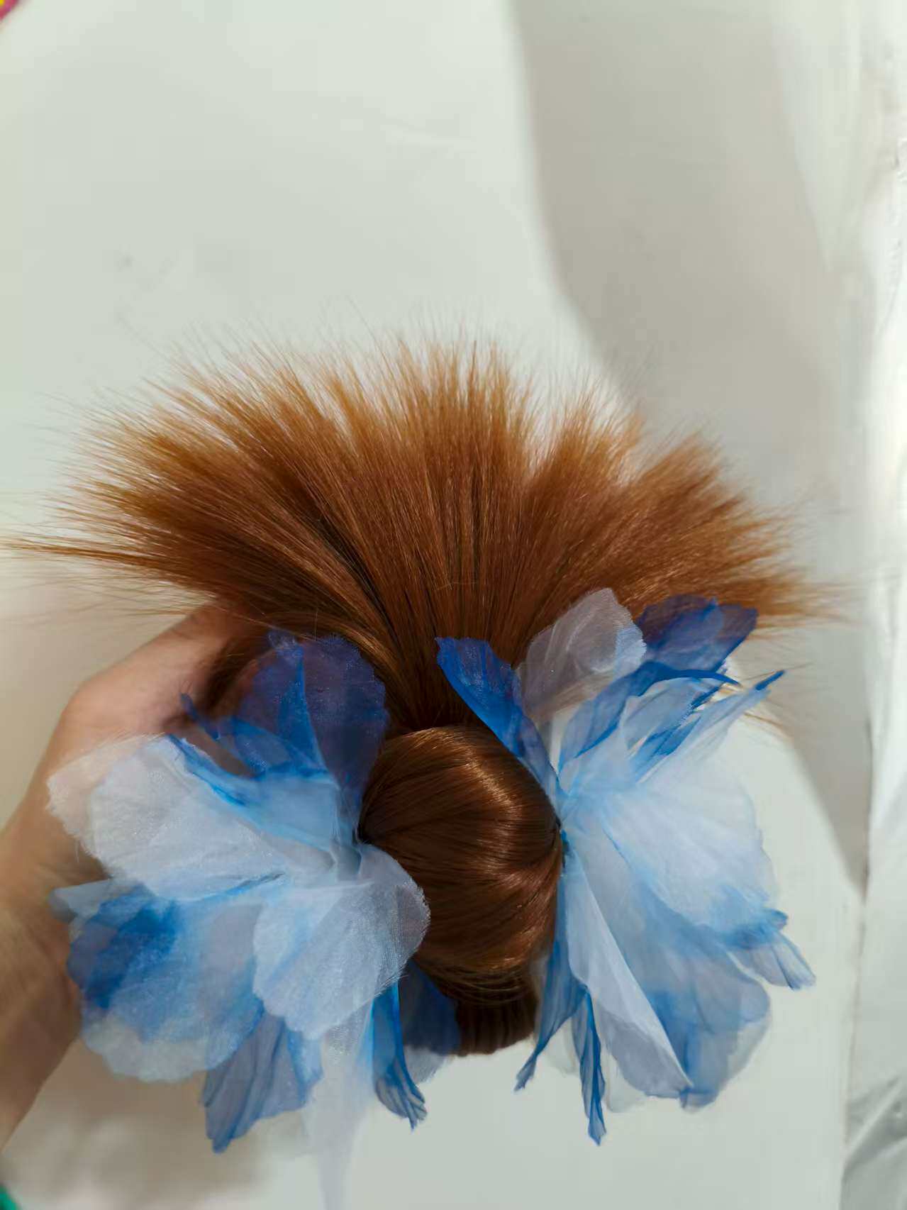 ライトブラウン[青い花鶏の羽]