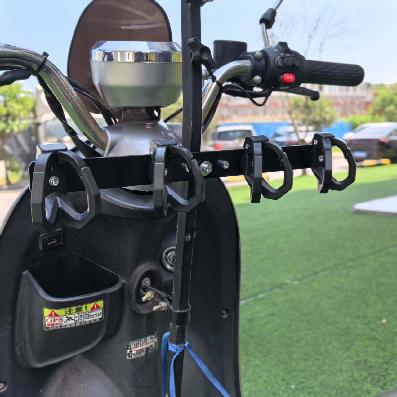 傘竿固定式オールブラック両頭テイクアウトフック【4連】