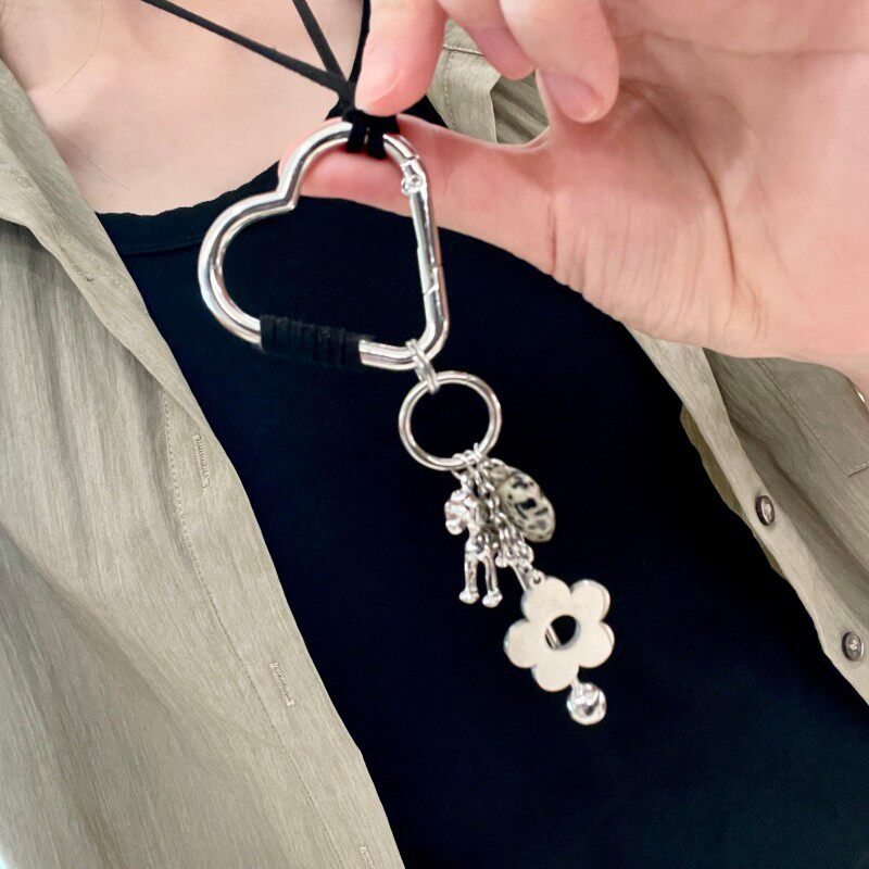 2509121 フラワーラブキーホルダーネックレス