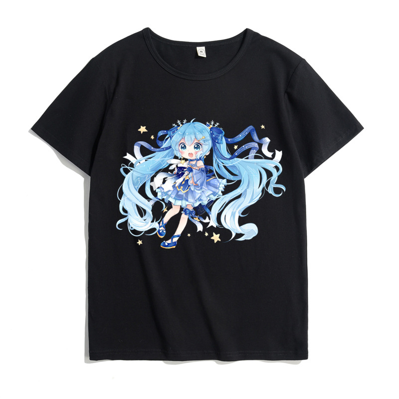 初音 = 黒tシャツ7