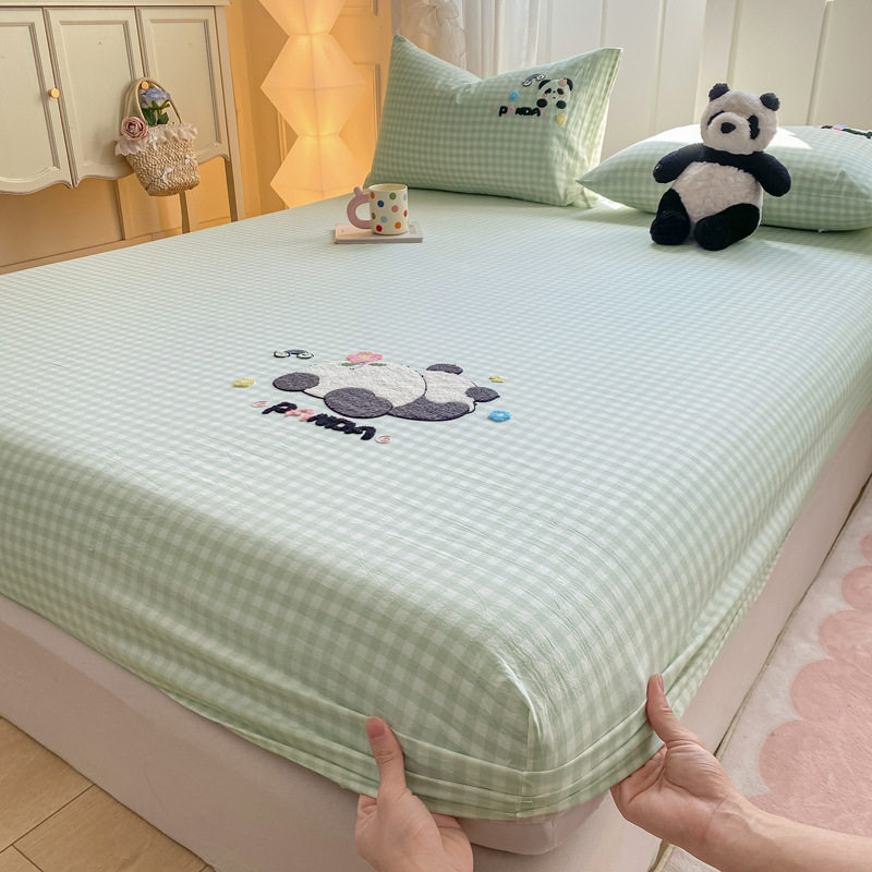 パンダ【厚手綿100％、絶妙なタオル刺繍】