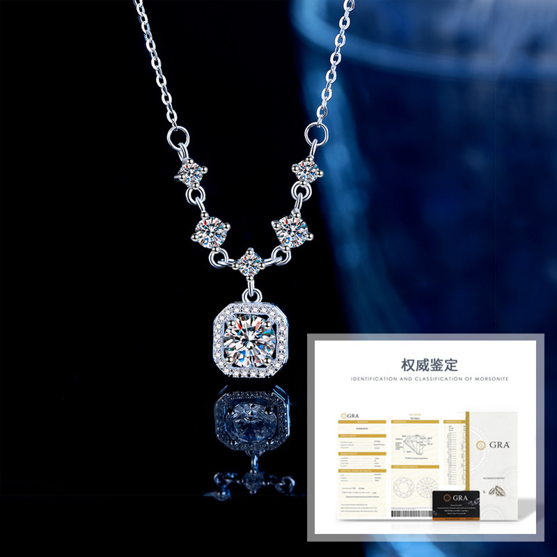 80ポイント モアサナイト 6mm(GRA証明書付き ウエストコード ブラックカード)