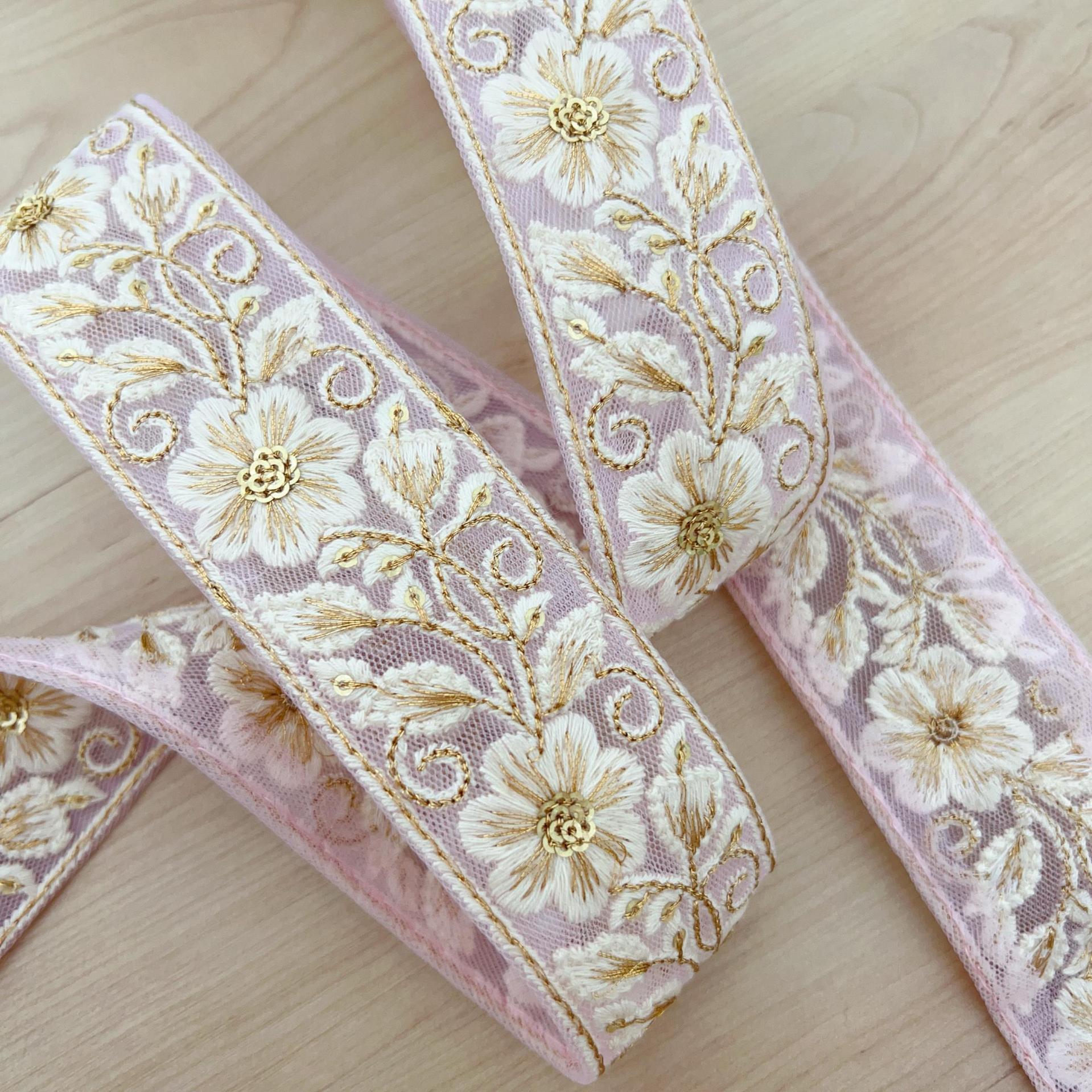 ピンクのベース、長さ0.5メートル