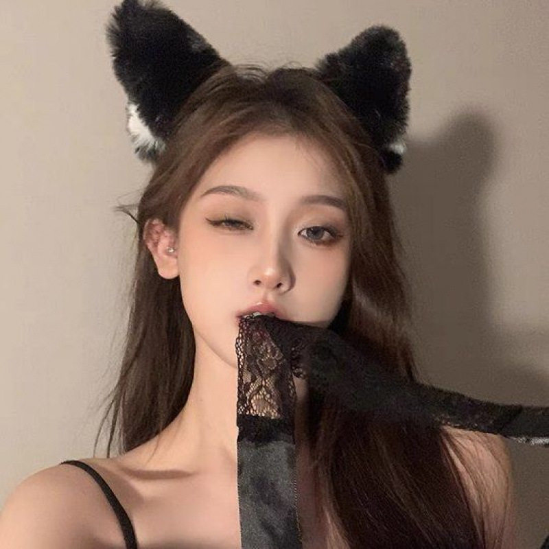 薄い波状のアイマスク + 黒と白のヘアフープ