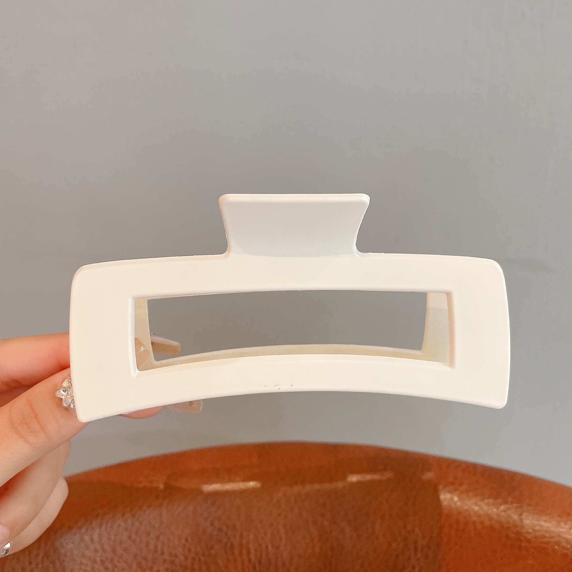 53 # 特大サイズ米白方形クリップ約13cm