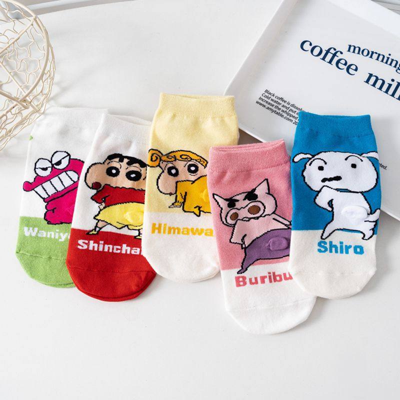 お尻をひねるシャオシン