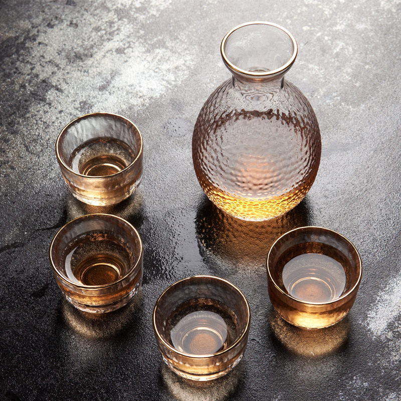 金辺清酒壺 + 4本の金辺清杯