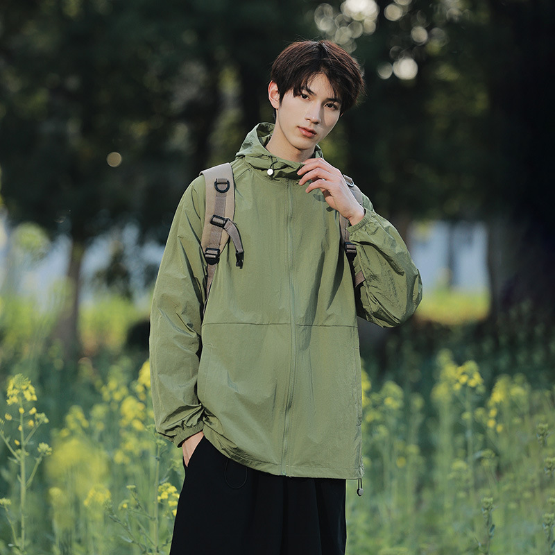 草緑男