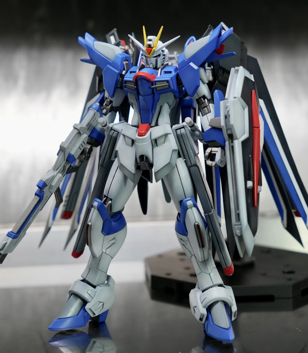 フリーライド + ダブルマスク + フライングウィング + ガンシールド + フリースタンド