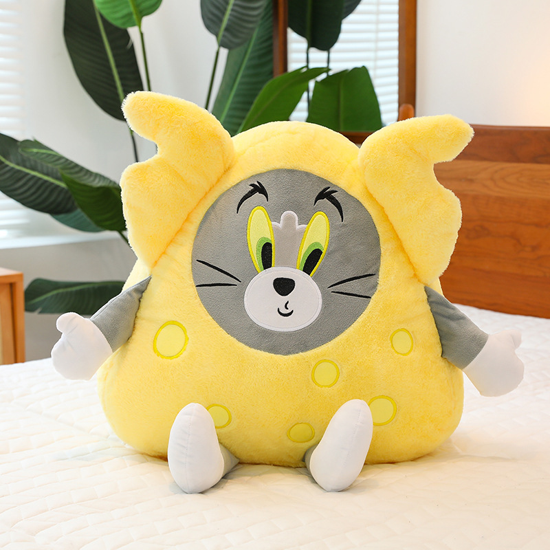 トム