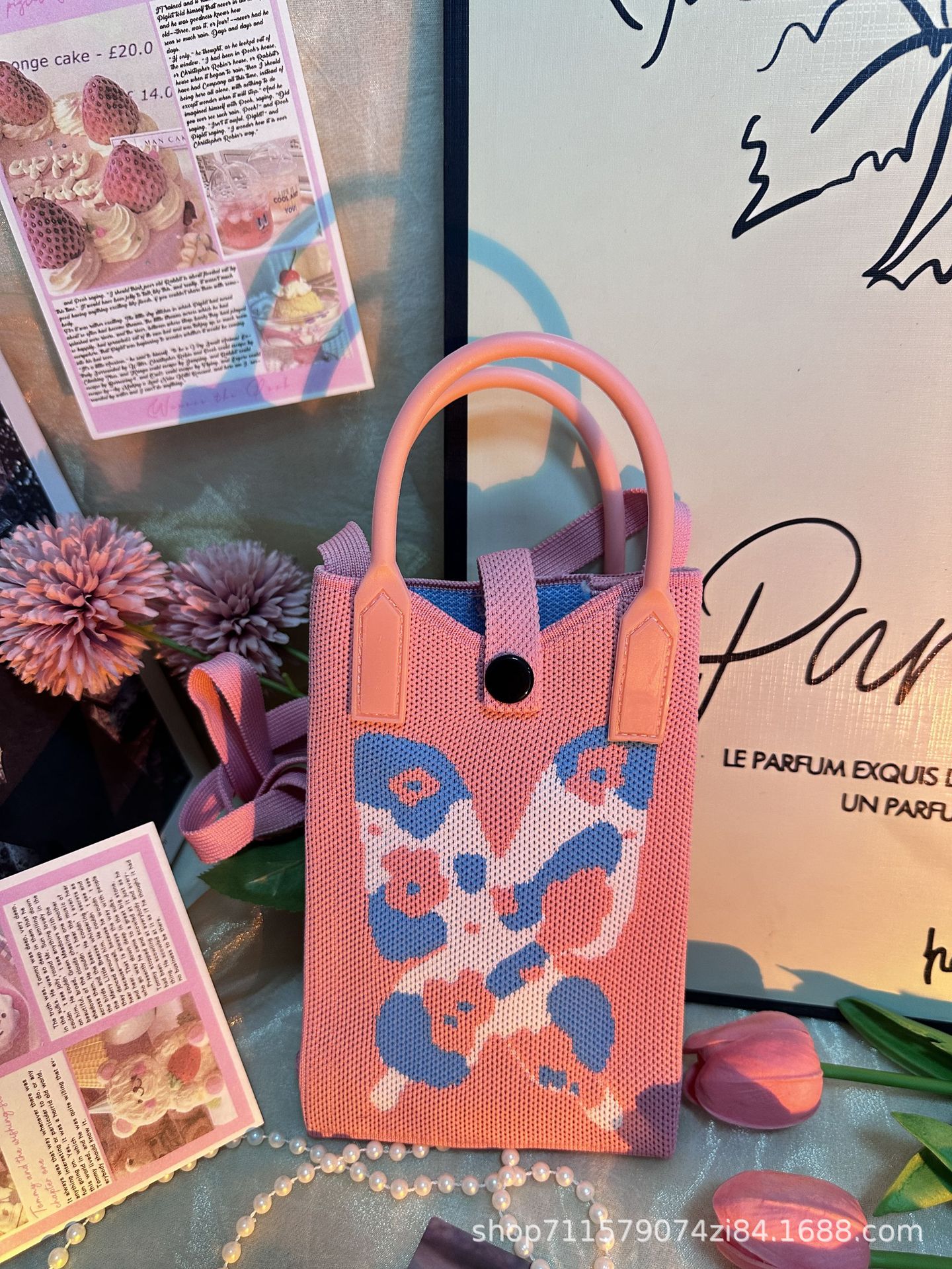 【シリコン+ショルダーストラップ】ピンクバタフライ