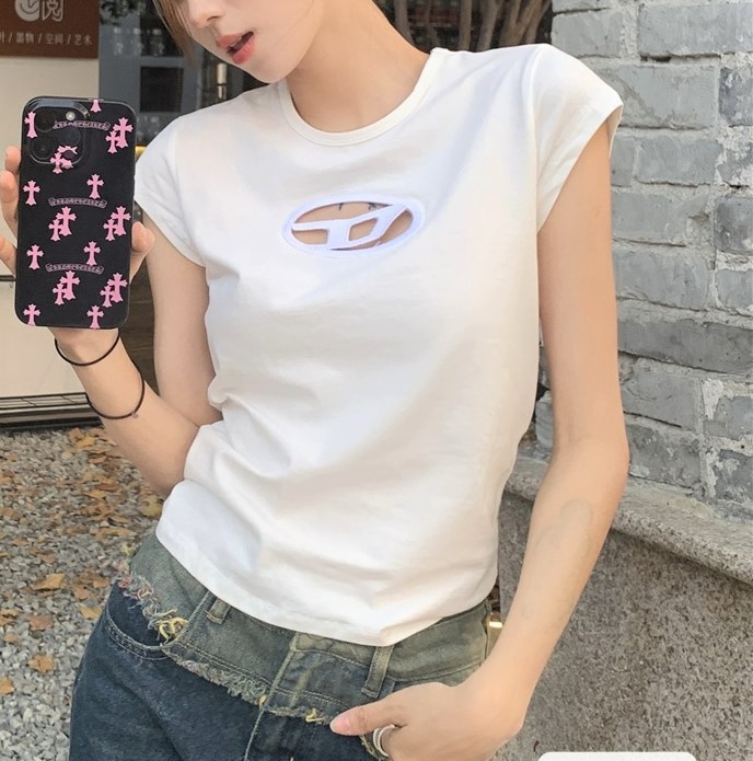 白い