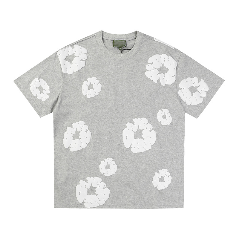 グレーtシャツ