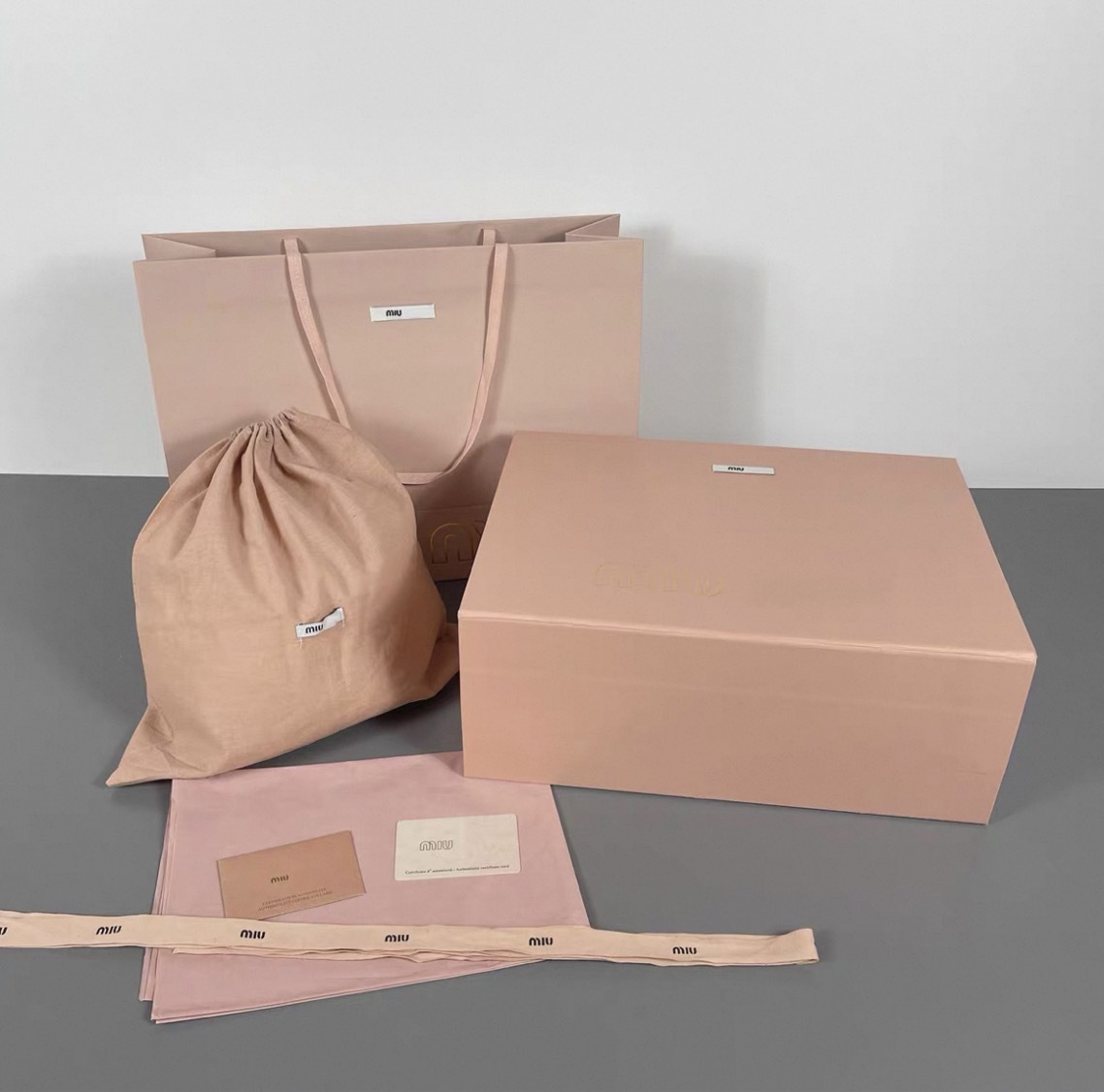 中折箱+紙袋+ダストバッグ+付属品 38*28*14