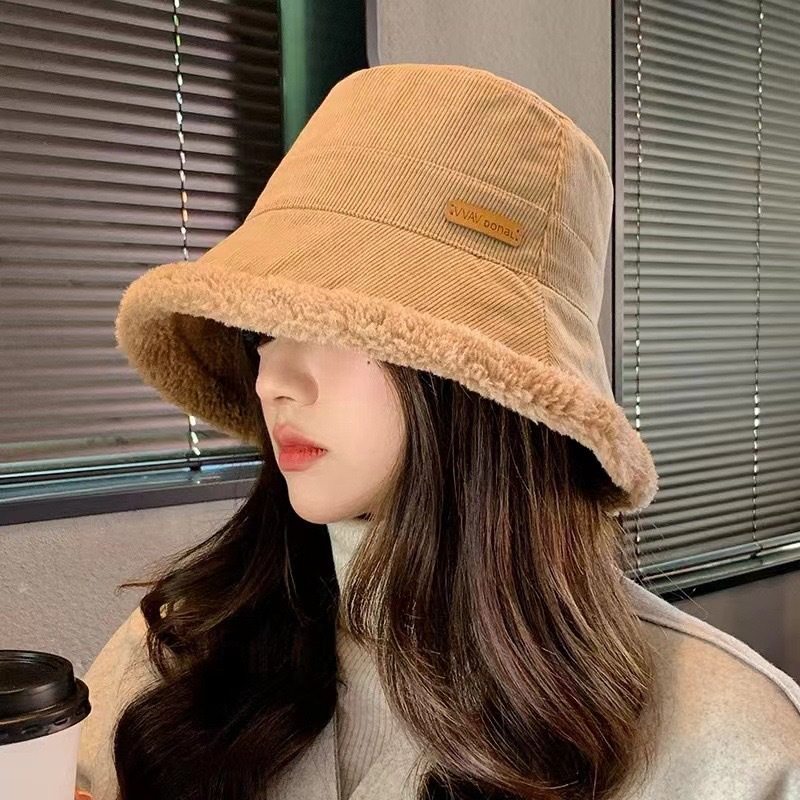 シェルパ リバーシブル バケット ハット - キャメル