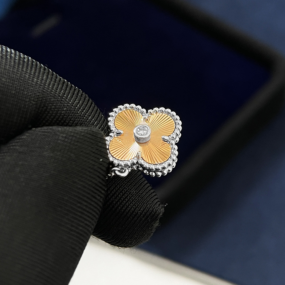 新しい色分解レーザー