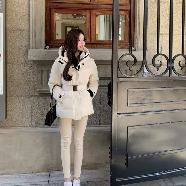 アプリコットホワイトのショートスタイル