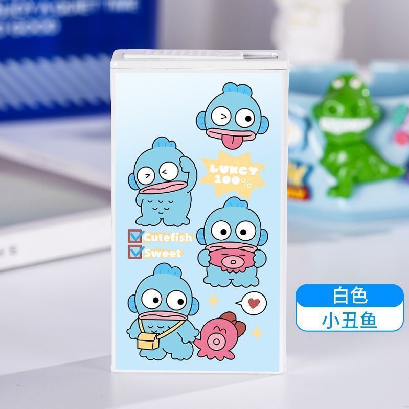 白いカクレクマノミ