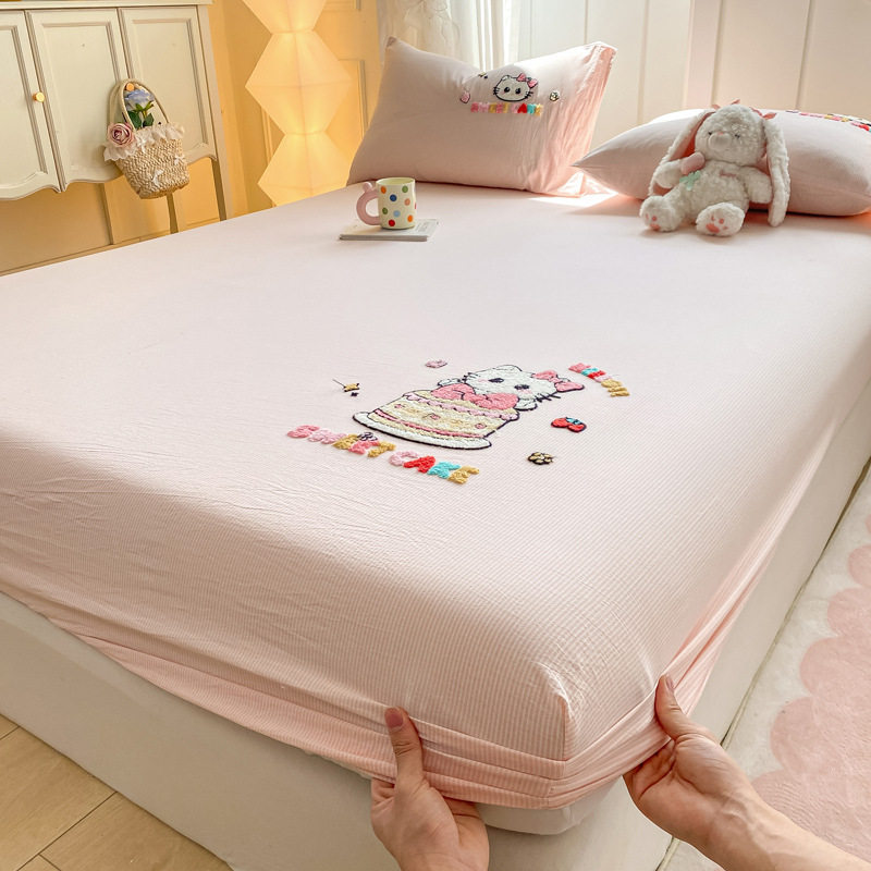 Cake Cat 【厚手綿100％、絶妙なタオル刺繍】