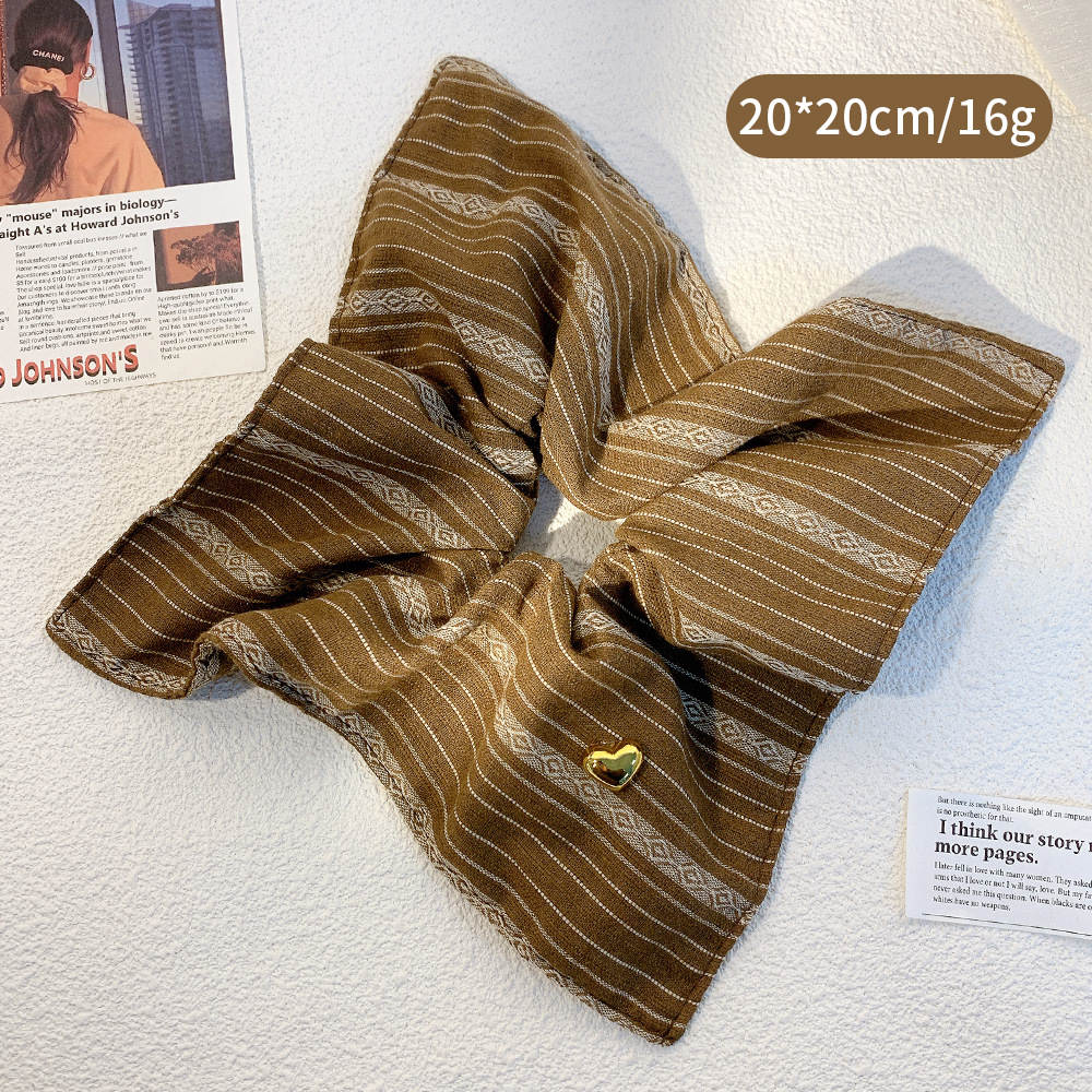 ブロガーと同じスタイル-コーヒー色