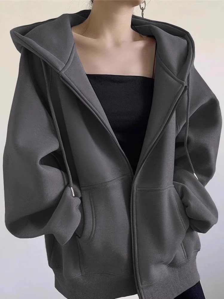 ダークグレーの秋冬プラスベルベット