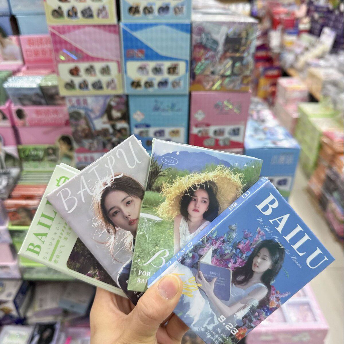 ホワイトディア2(80冊混合撮影、無料ディスプレイスタンド)