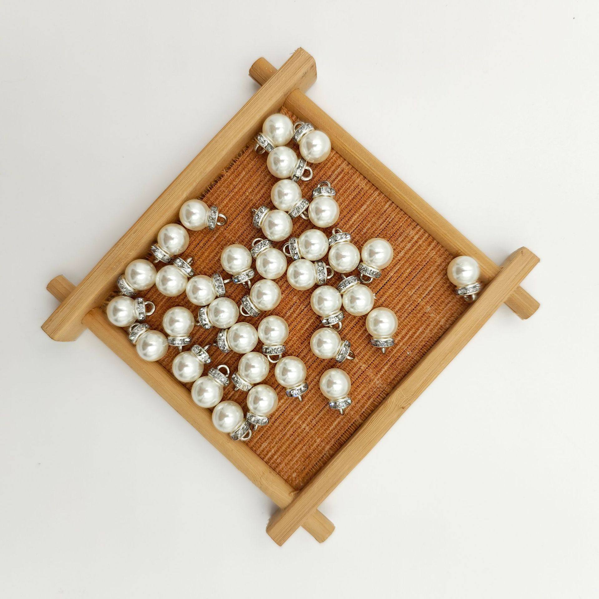 ハイグロスオフホワイト(シルバーヘッド)