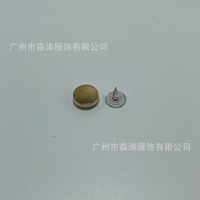 8mm*フラットネイル*ライトゴールド