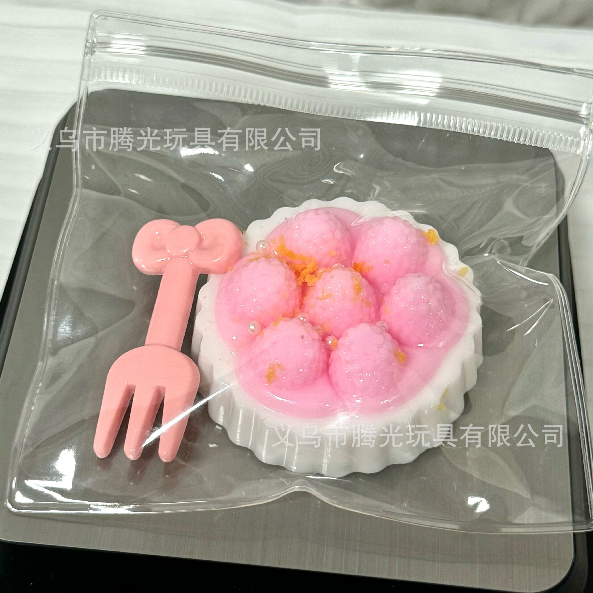 さくらピンクラズベリータルト【フォーク付】