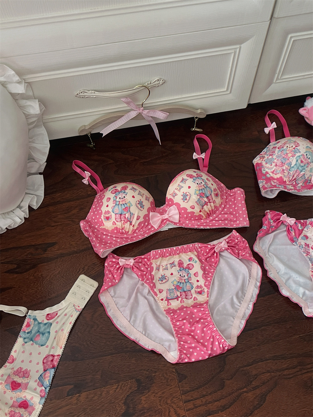 ウサギのスーツ