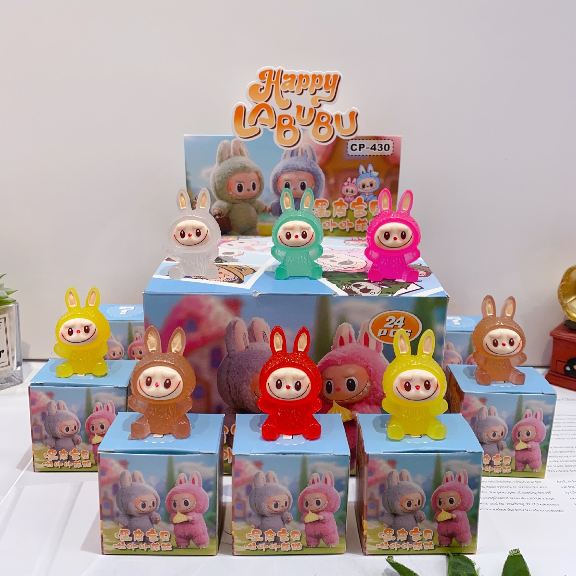 430 光る小さなかわいいフィギュア ブラインドボックス