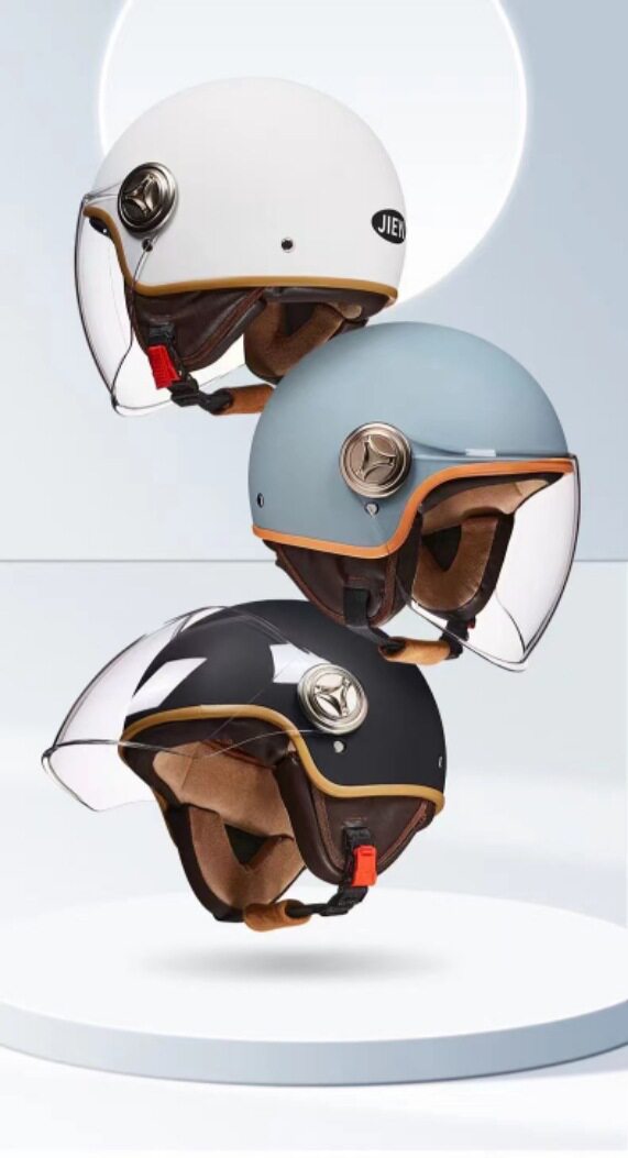 大人用の新しい 3C ヘルメット