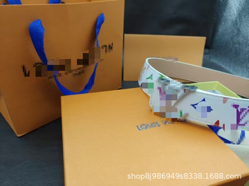 ホワイトカラーフラワーシルバーバックル