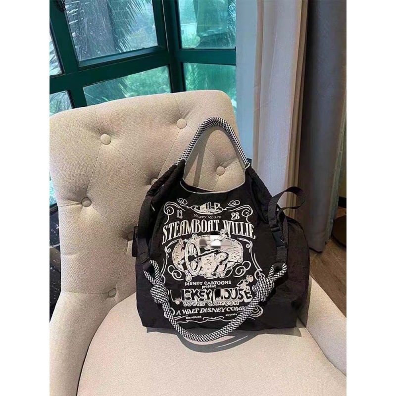 ブラック ミッキーマウス M (ショルダーストラップは付属しません)