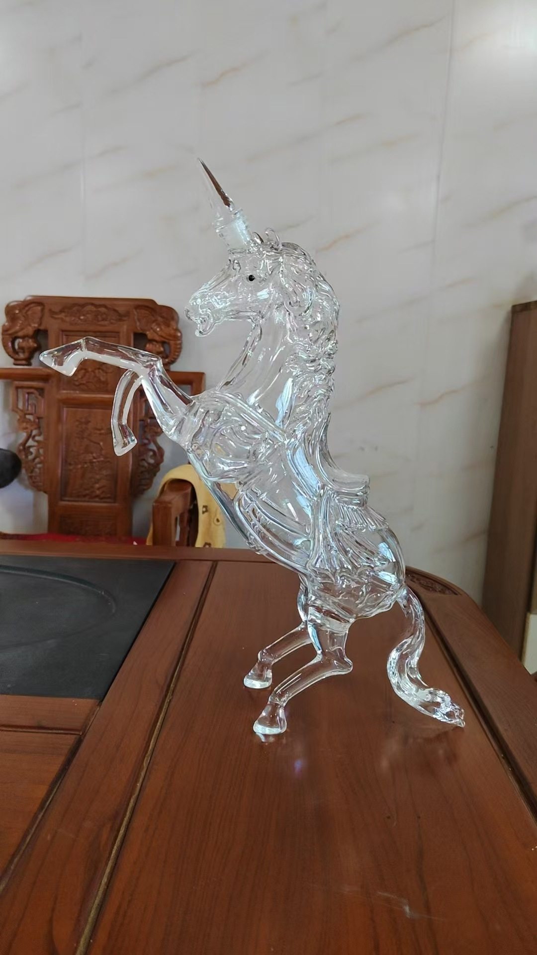 1000MLスタンディング馬;透明