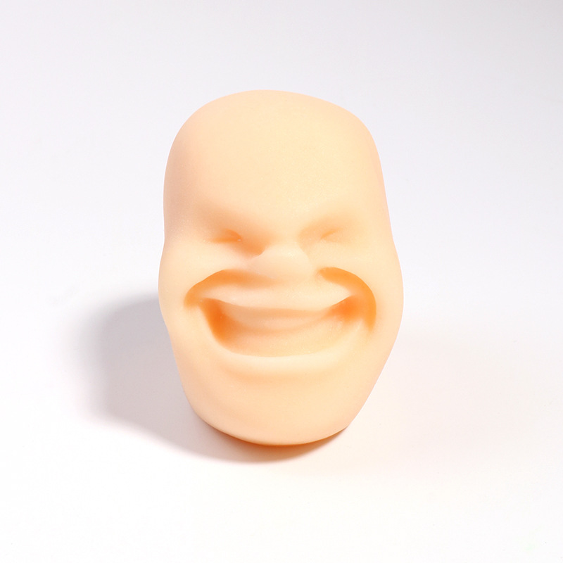 にこにこ