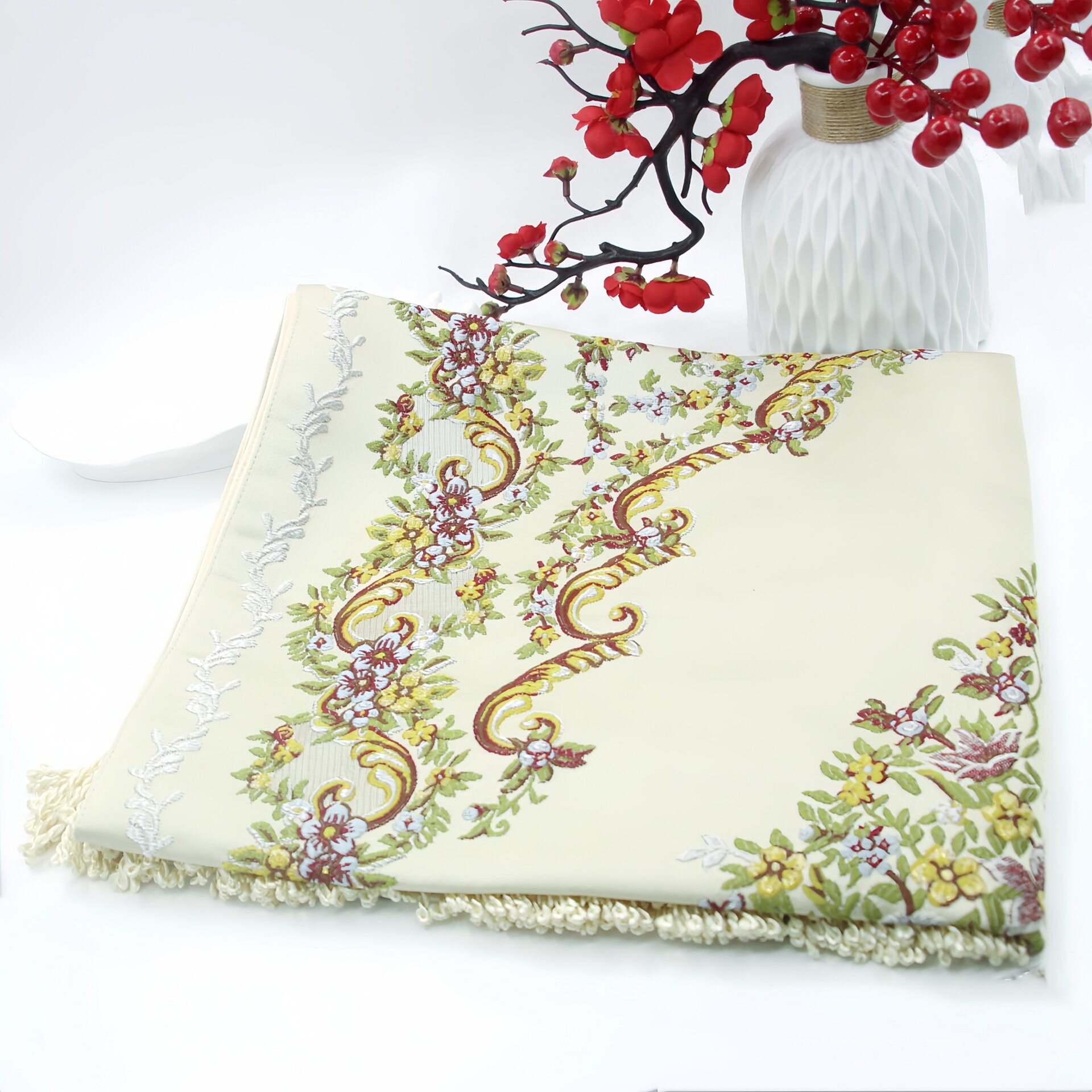 ベージュ(刺繍ブランケット、花瓶風)