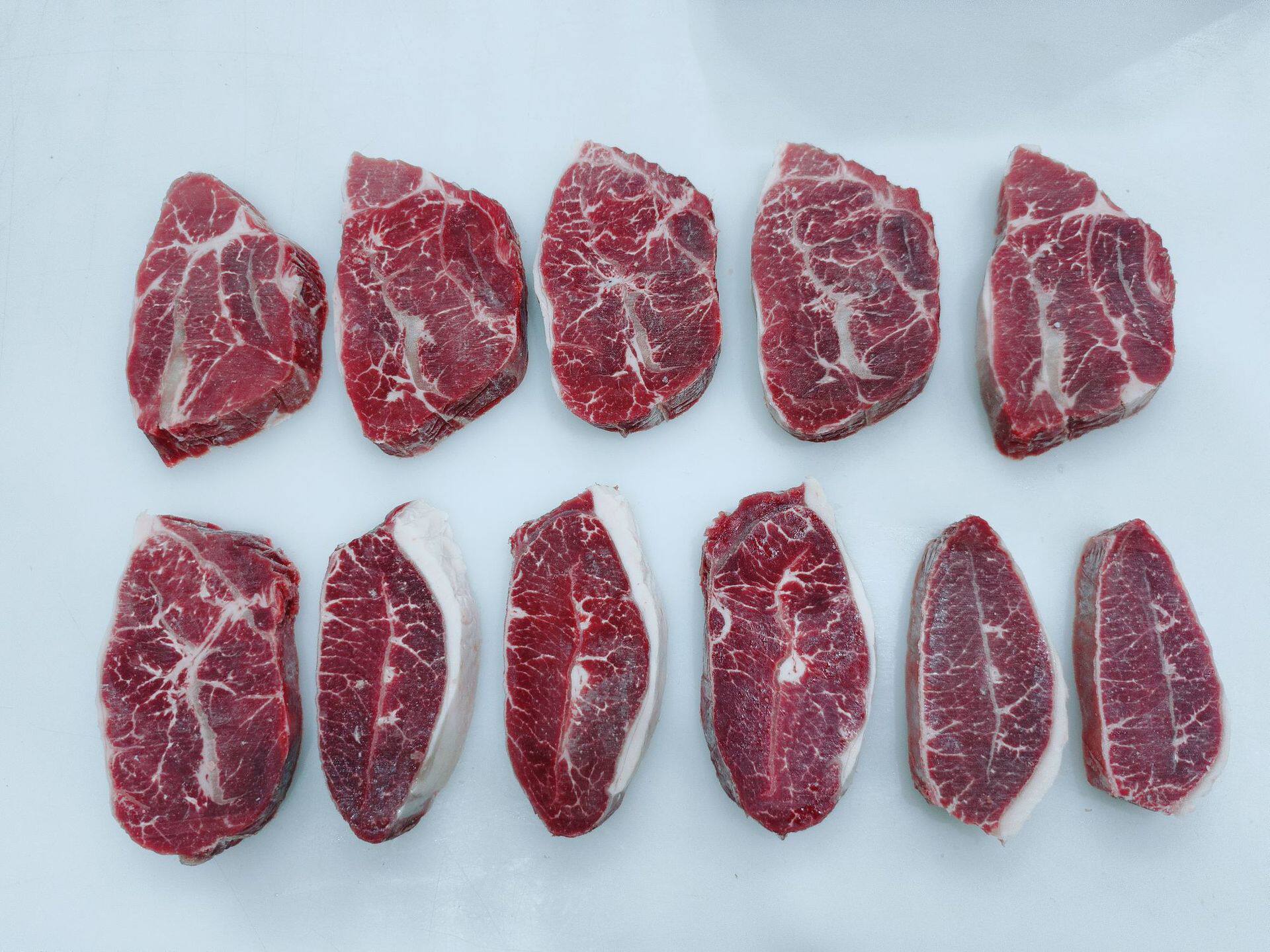 オーストラリア517工場製 谷物飼育豚ひも肉（カット済み2cm）