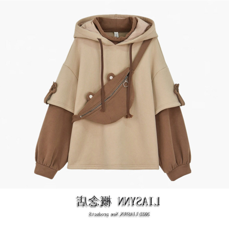 薄手のスウェットシャツ（クマのショルダーバッグ付き）