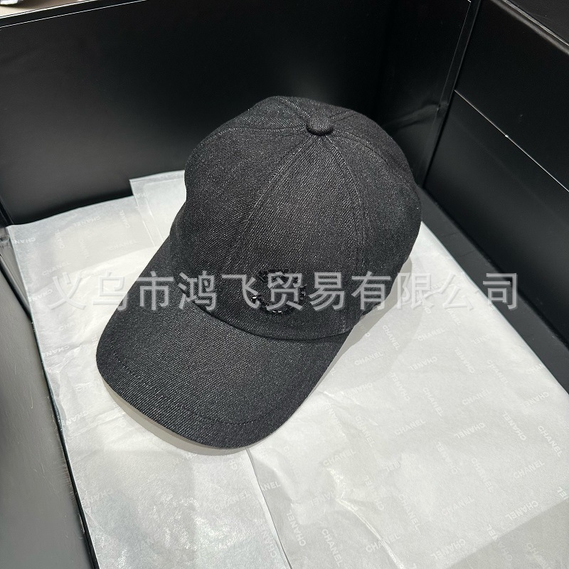 24S ブラックベースボールキャップ