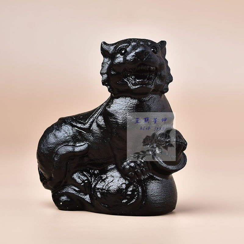 タイガーLサイズ 高さ約10cm