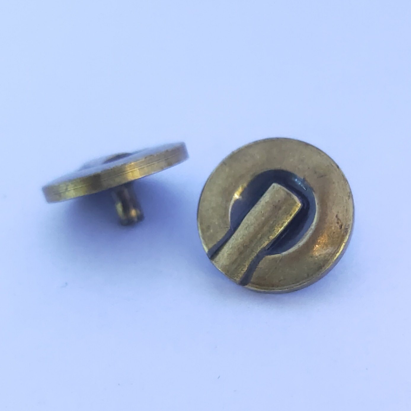 17mm・ラウンド・アンティークゴールド・彫刻フィルム・6011 #