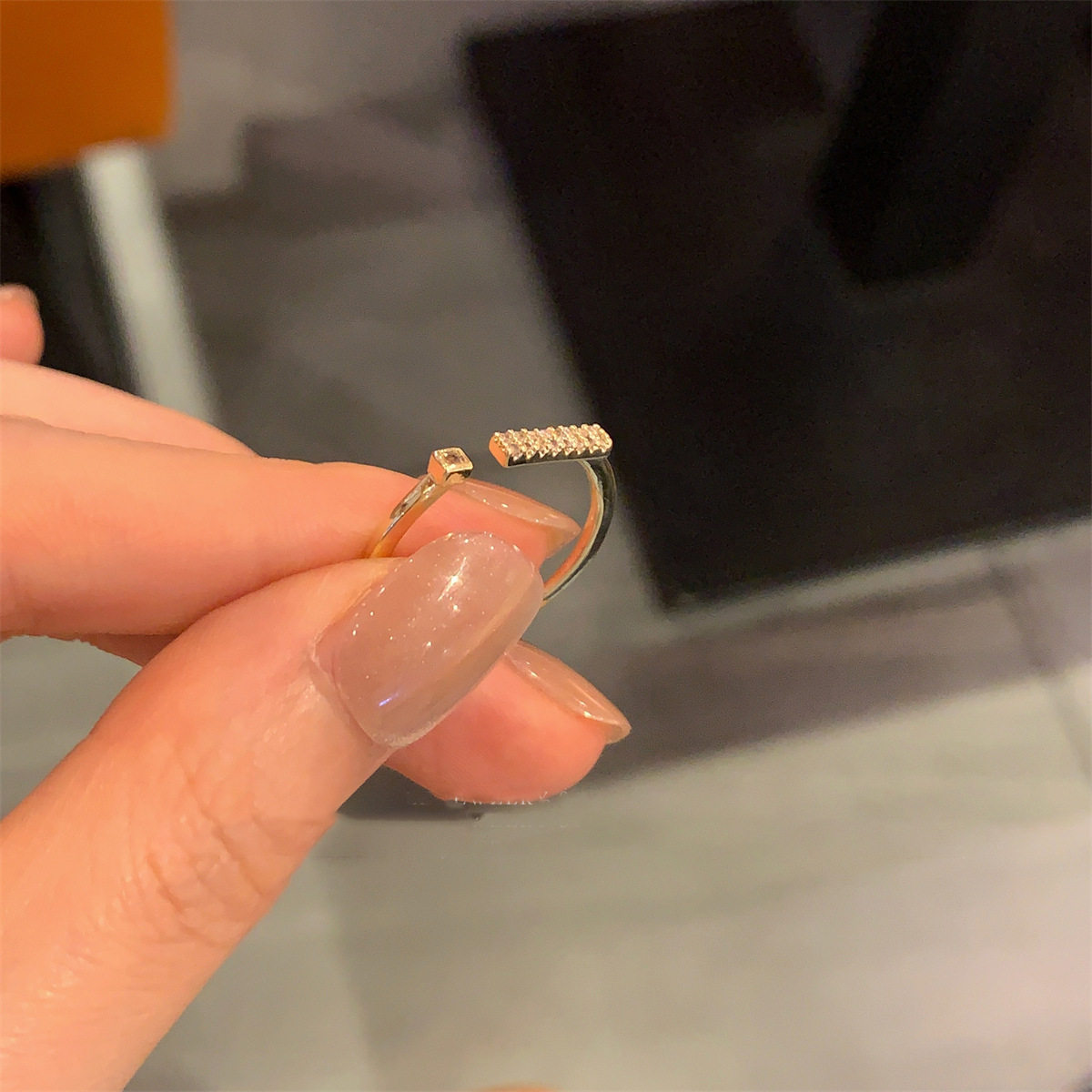 リング-ゴールド-スクエア(本金メッキ)