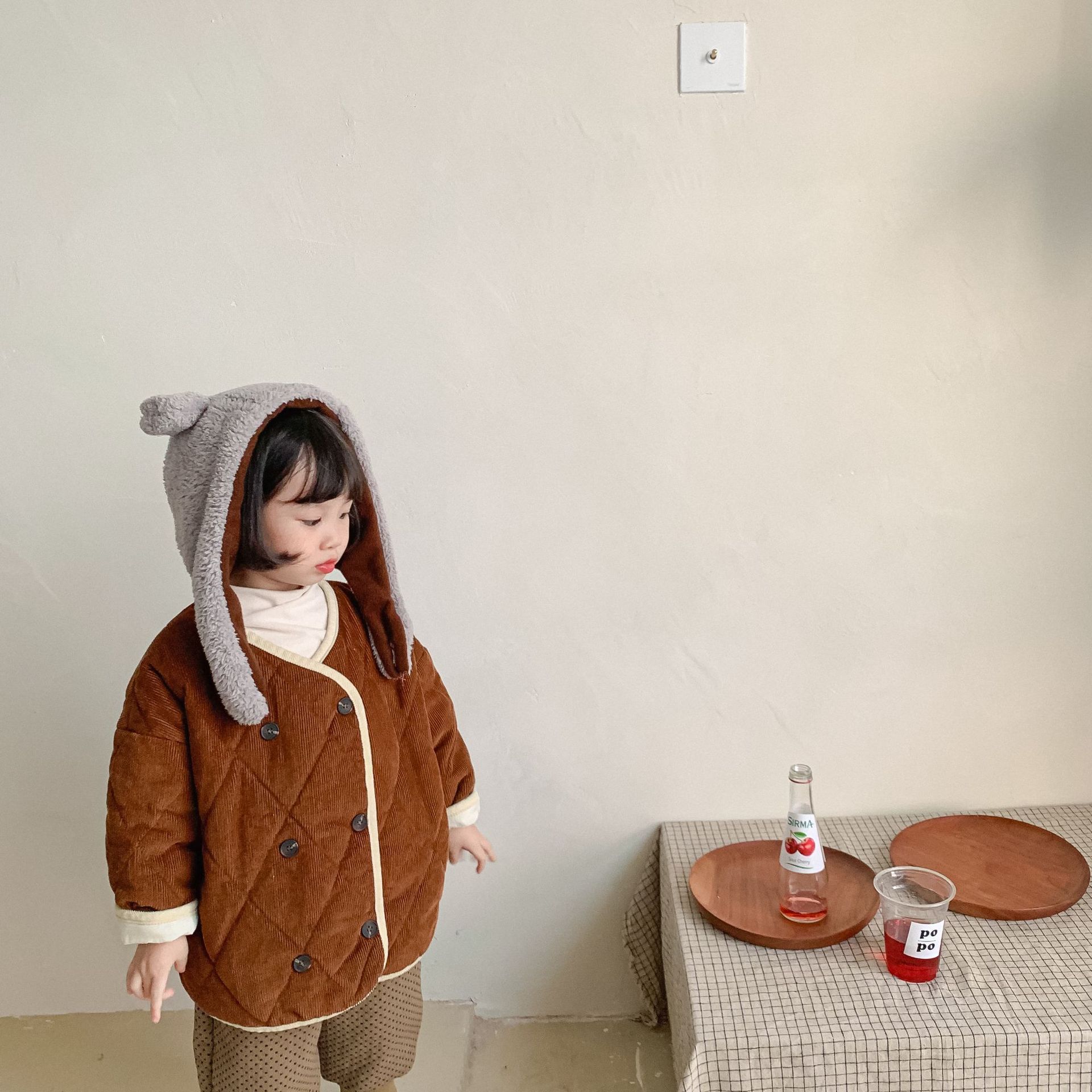 D60026 コーヒー色